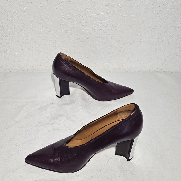 Clergerie Women's Purple Leather Heels - Picture 2 of 5